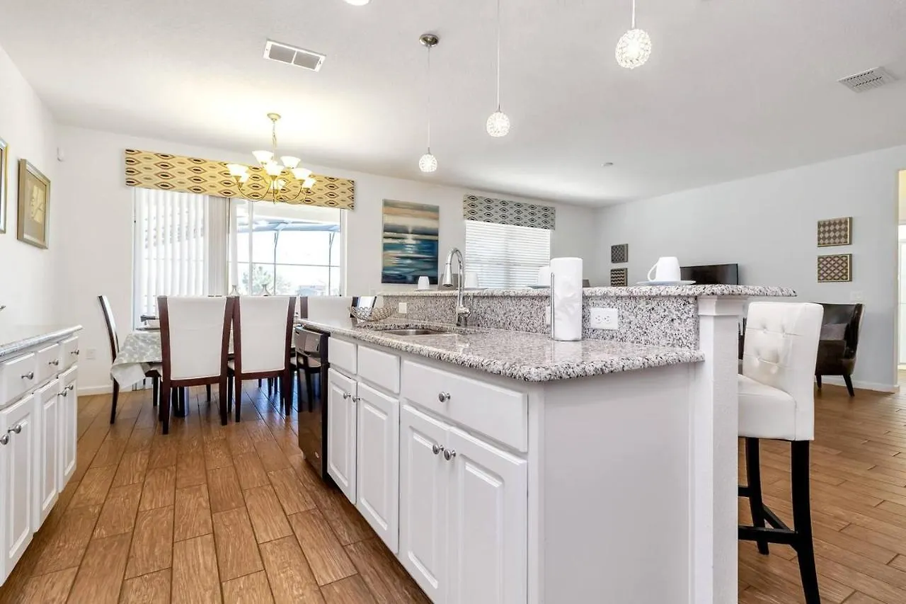 Davenport - Stunning 6Bd/5Ba Poolhome - #6Av331 0*,